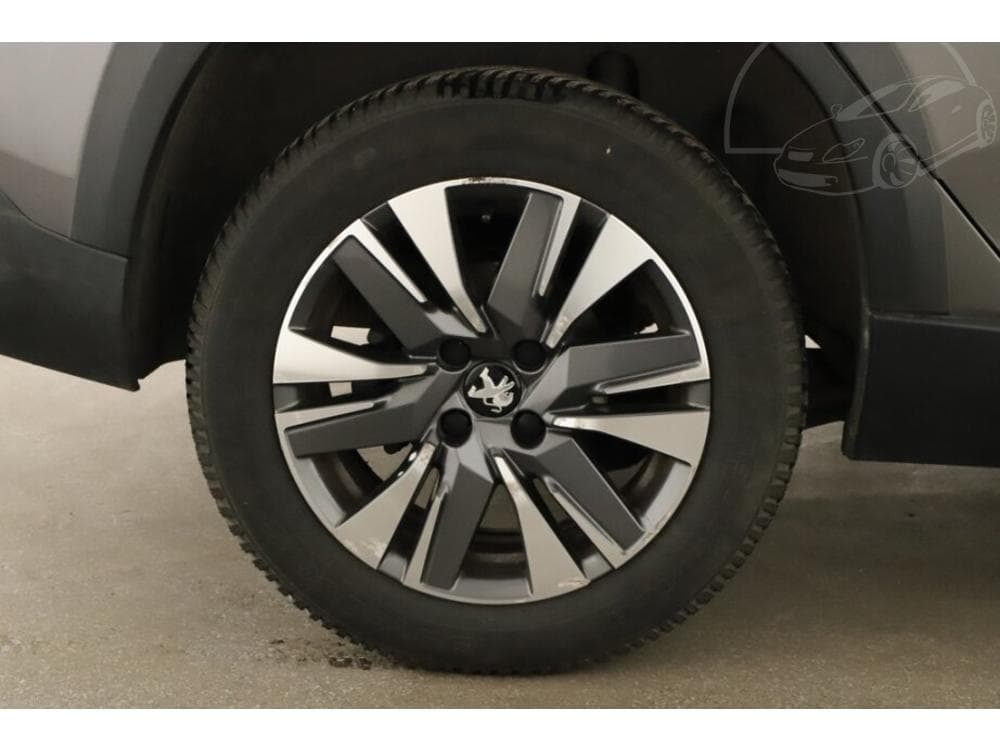 2019 Peugeot 2008 - 12