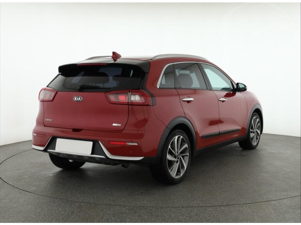 2016 Kia Niro - 5