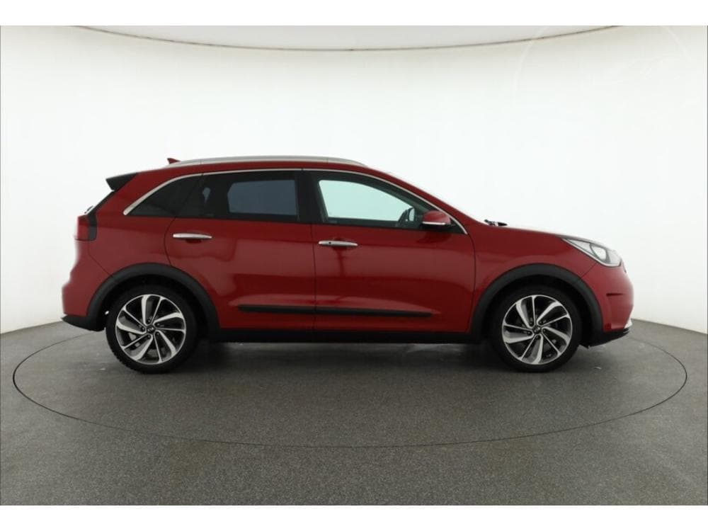 2016 Kia Niro - 6