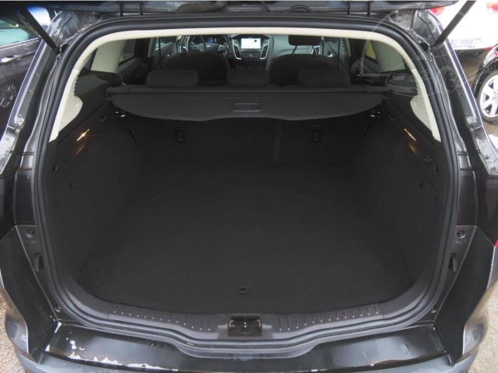 2018 Ford FOCUS - 14