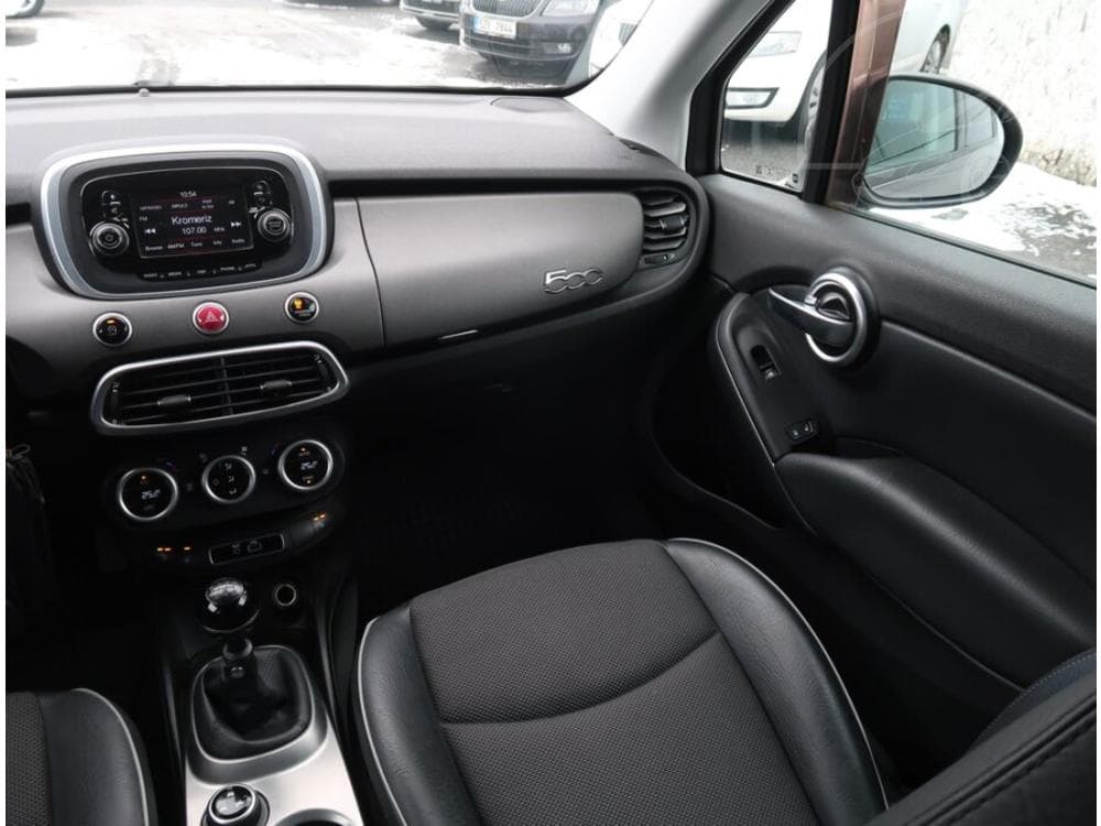 2016 Fiat 500x - 8