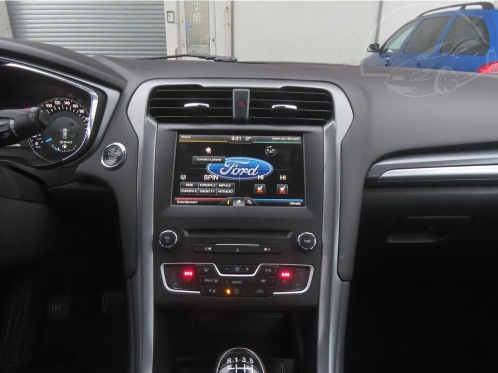 2015 Ford MONDEO - 12