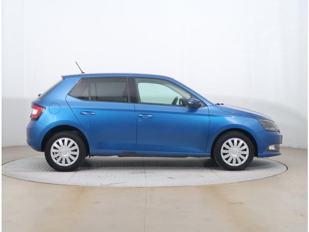 2017 Škoda FABIA - 11
