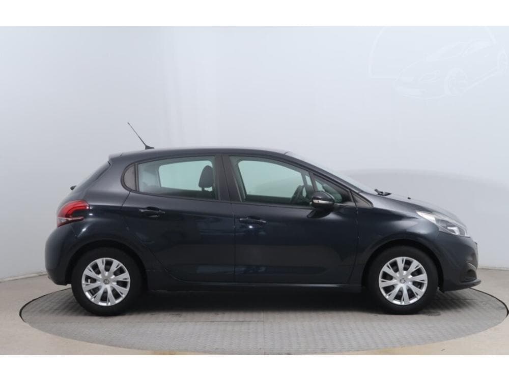 2019 Peugeot 208 - 6