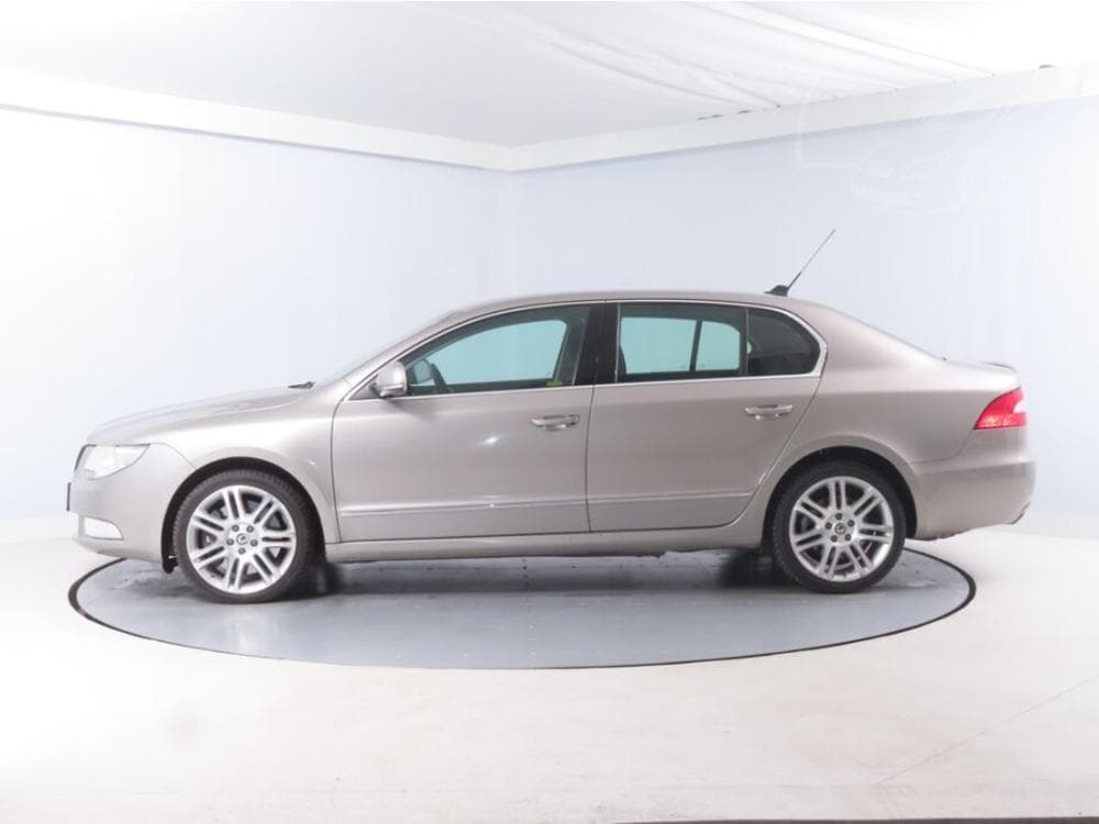 2009 Škoda SUPERB - 3