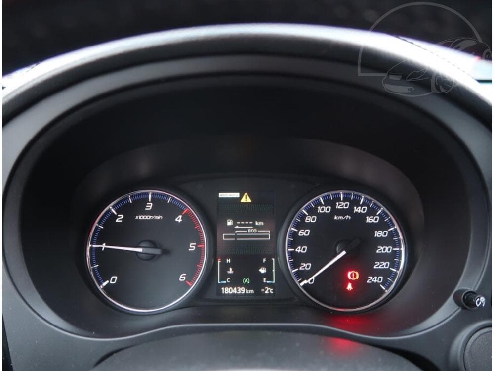 2015 Mitsubishi Outlander - 11