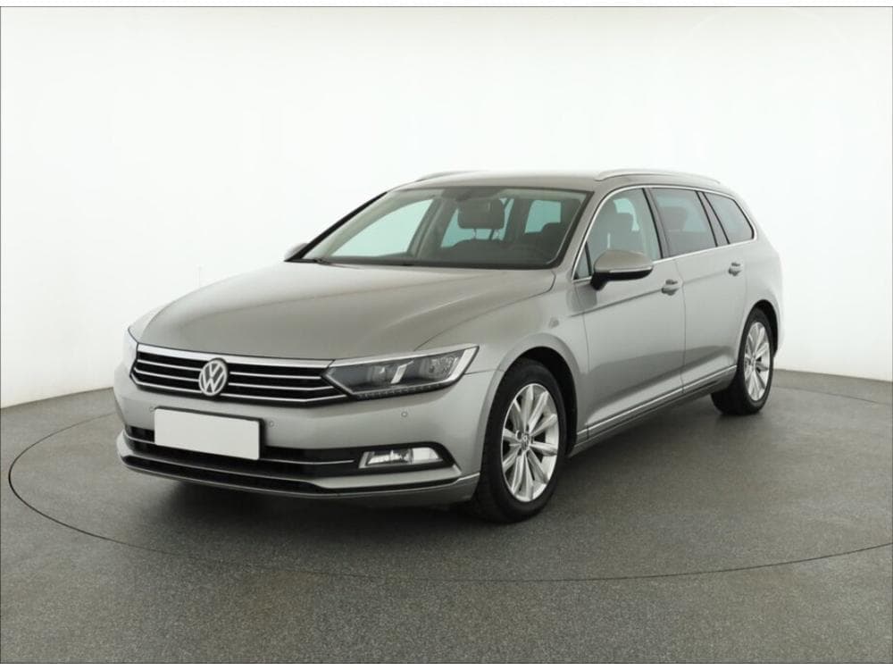 2015 Volkswagen PASSAT - 2