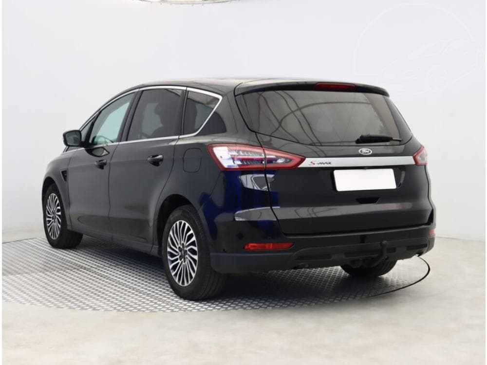 2019 Ford S-Max - 4