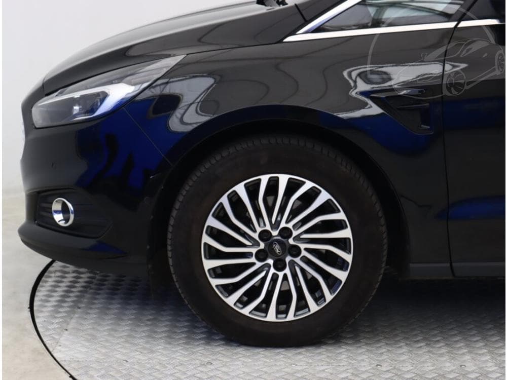 2019 Ford S-Max - 13