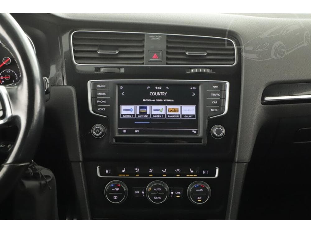 2016 Volkswagen GOLF - 9