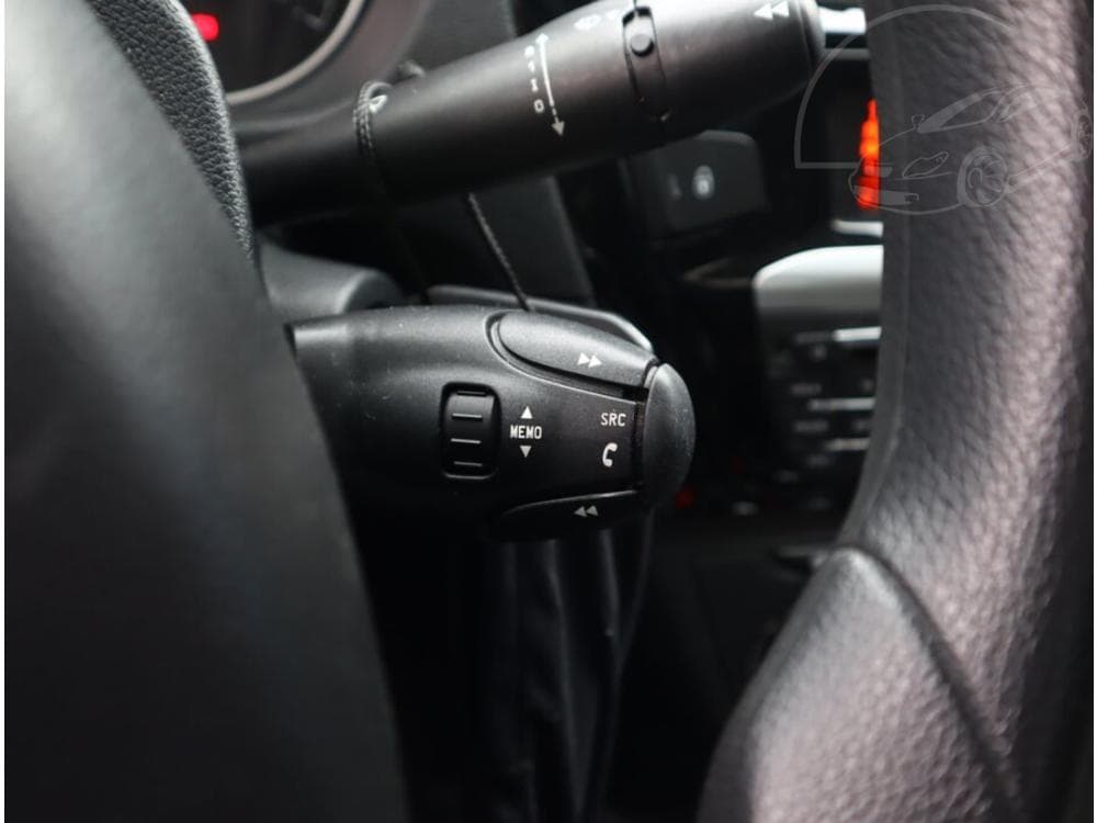 2013 Peugeot 301 - 13