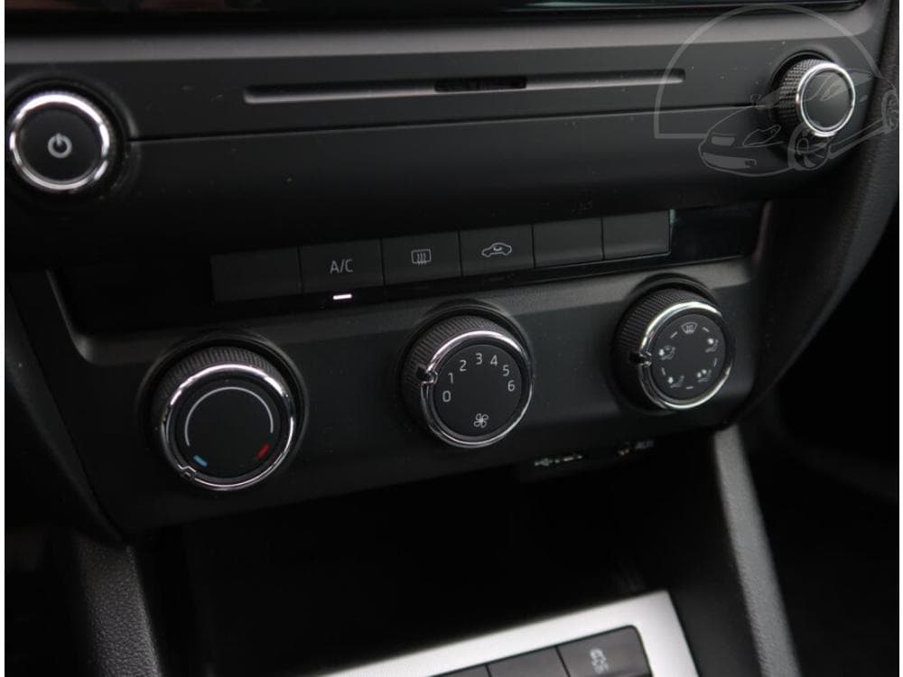2014 Škoda OCTAVIA - 14
