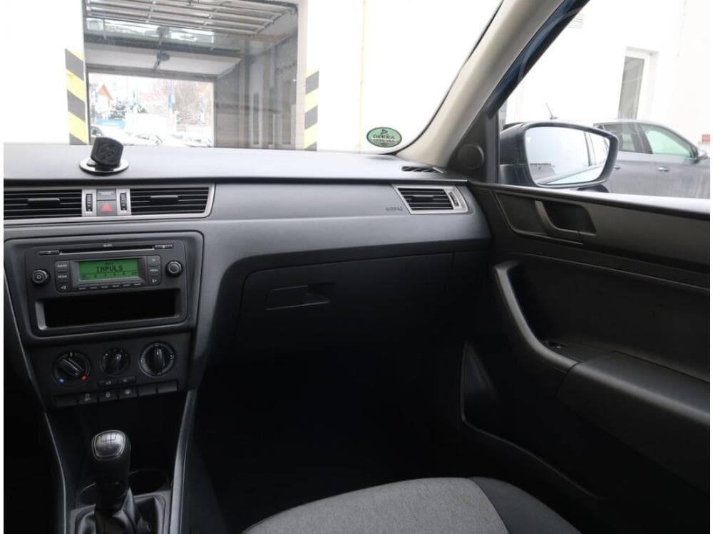 2013 Škoda RAPID - 8