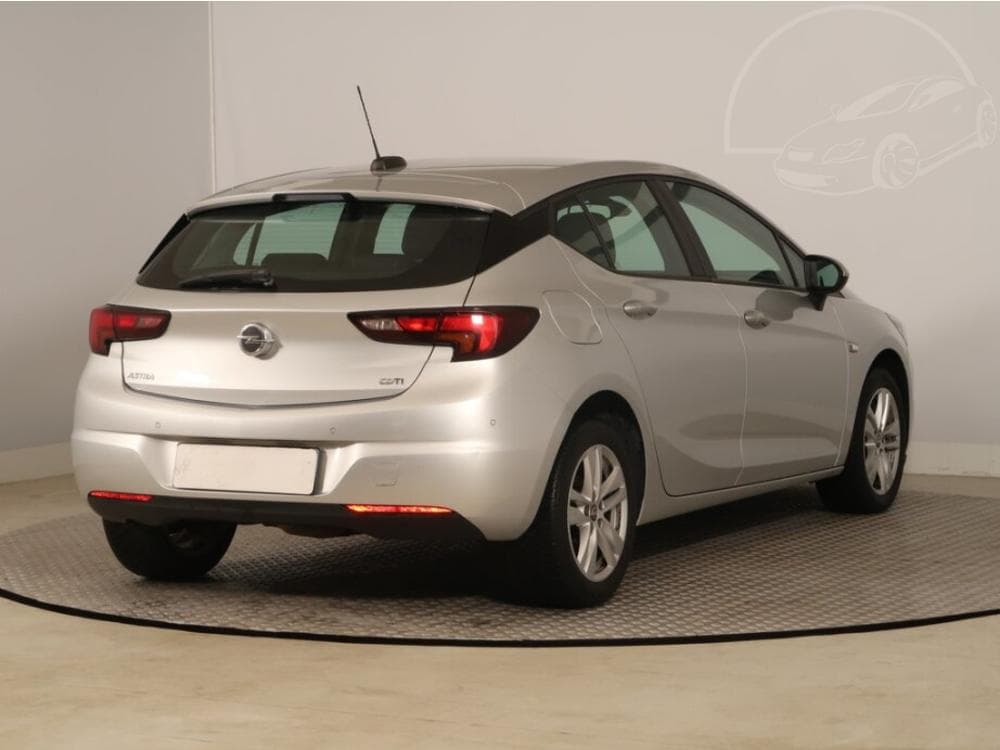 2017 Opel ASTRA - 5