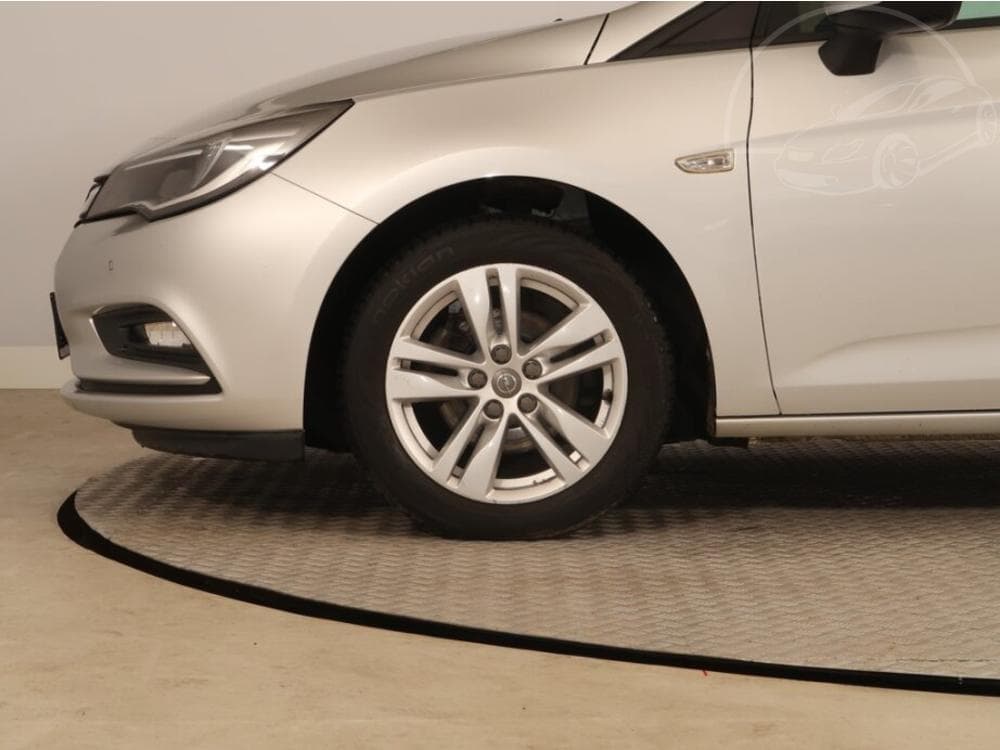 2017 Opel ASTRA - 15