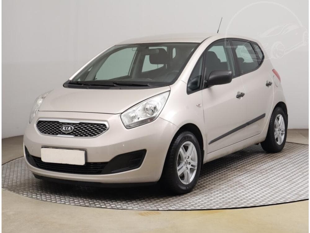2011 Kia VENGA - 2