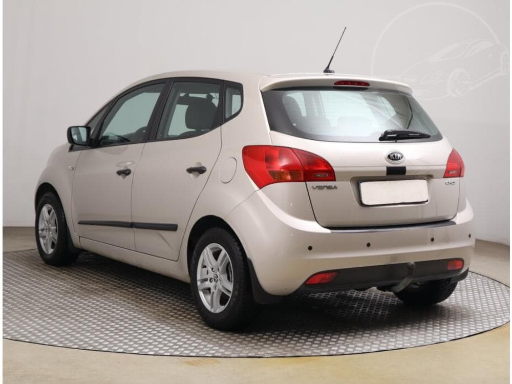 2011 Kia VENGA - 4