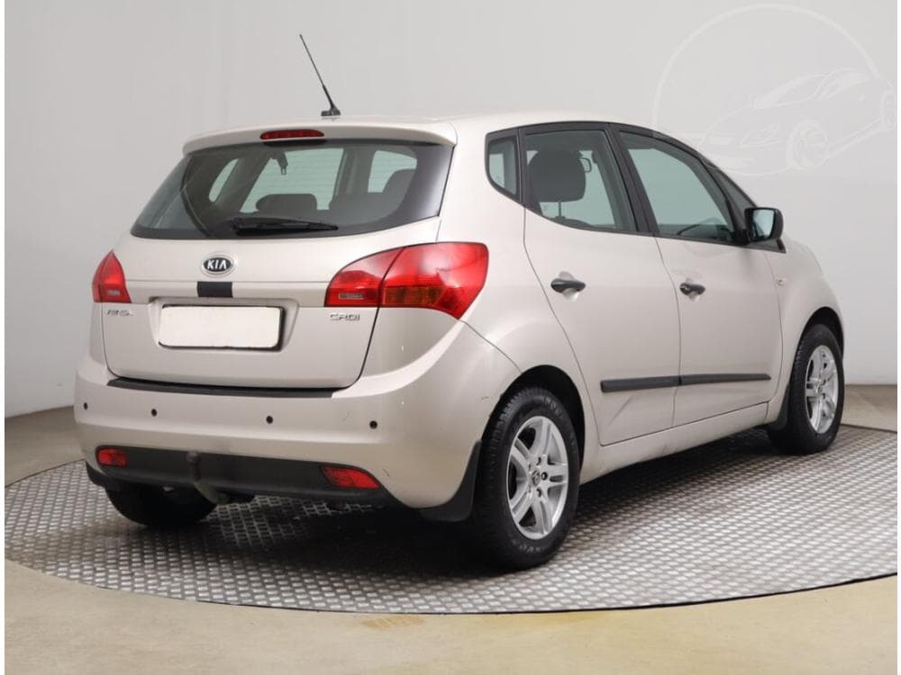 2011 Kia VENGA - 5