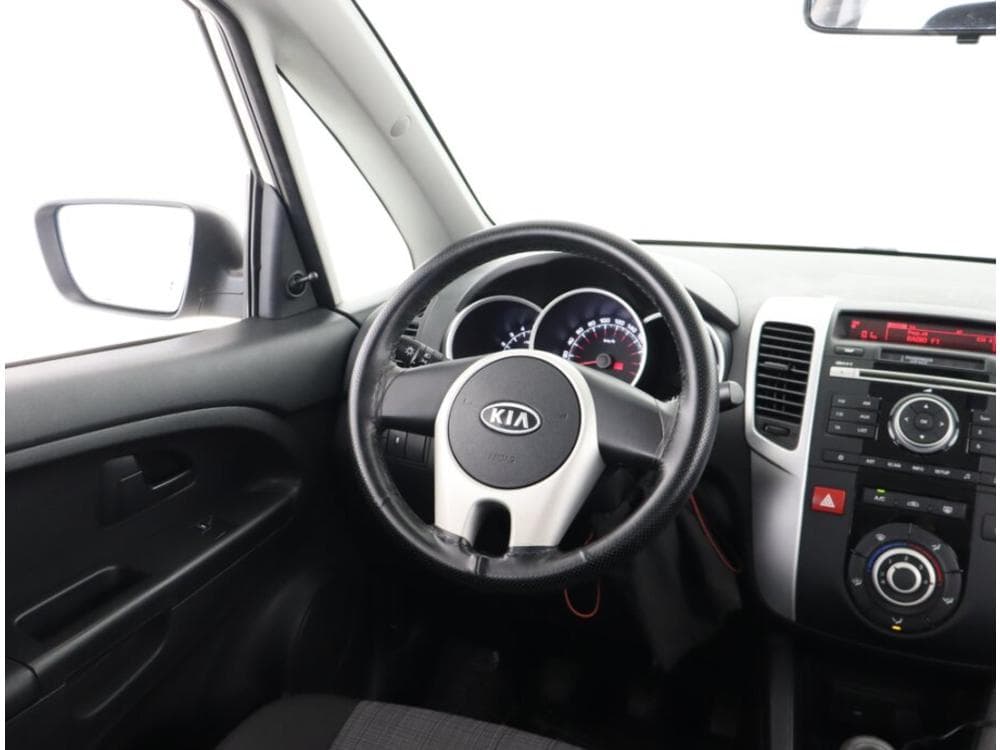 2011 Kia VENGA - 7