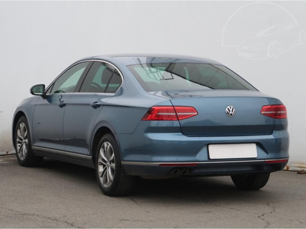 2016 Volkswagen PASSAT - 7