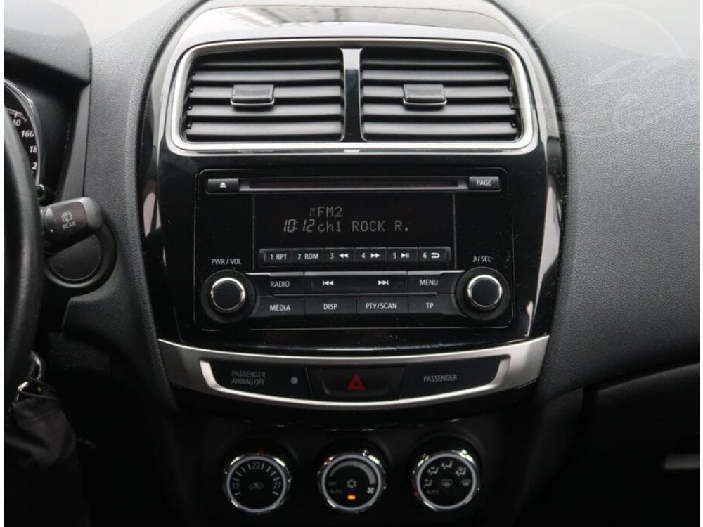 2016 Mitsubishi Asx - 12