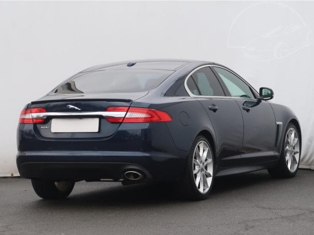 2013 Jaguar Xf - 5