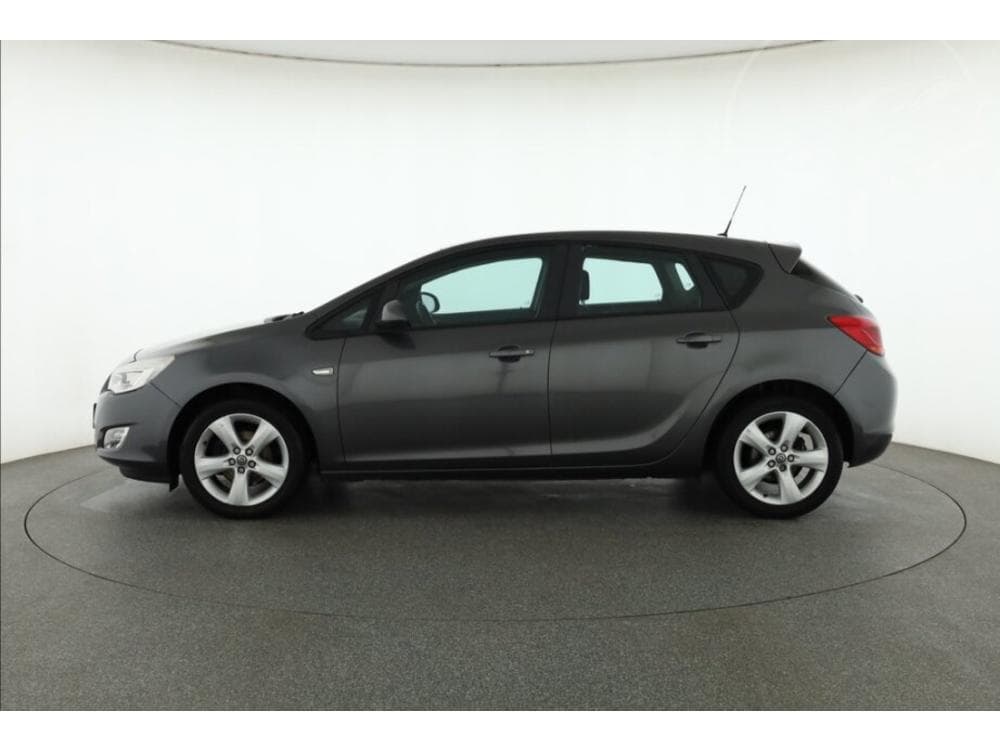 2010 Opel ASTRA - 3