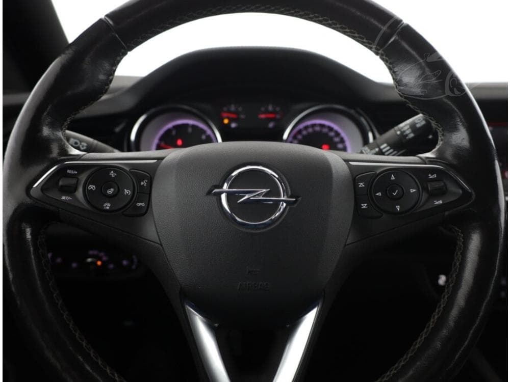 2021 Opel INSIGNIA - 8
