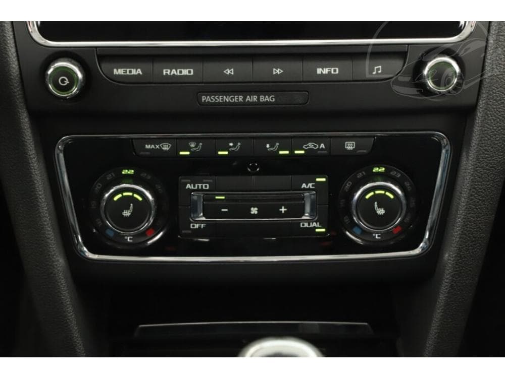 2015 Škoda SUPERB - 61