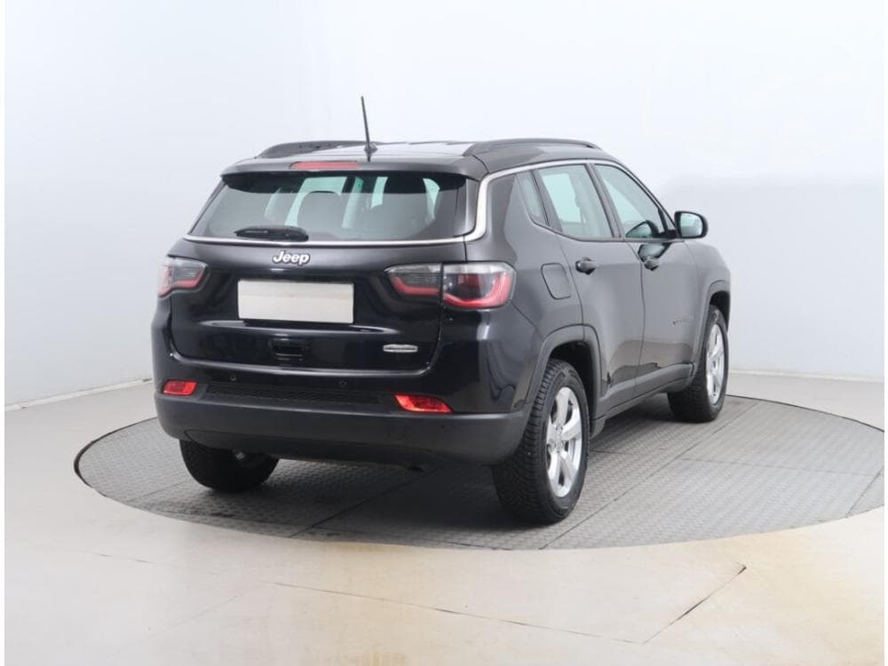 2018 Jeep COMPASS - 13