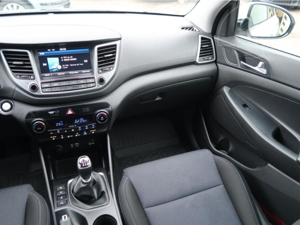 2017 Hyundai TUCSON - 22