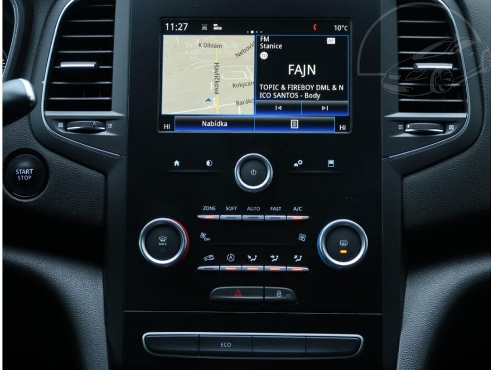 2018 Renault Megane - 12