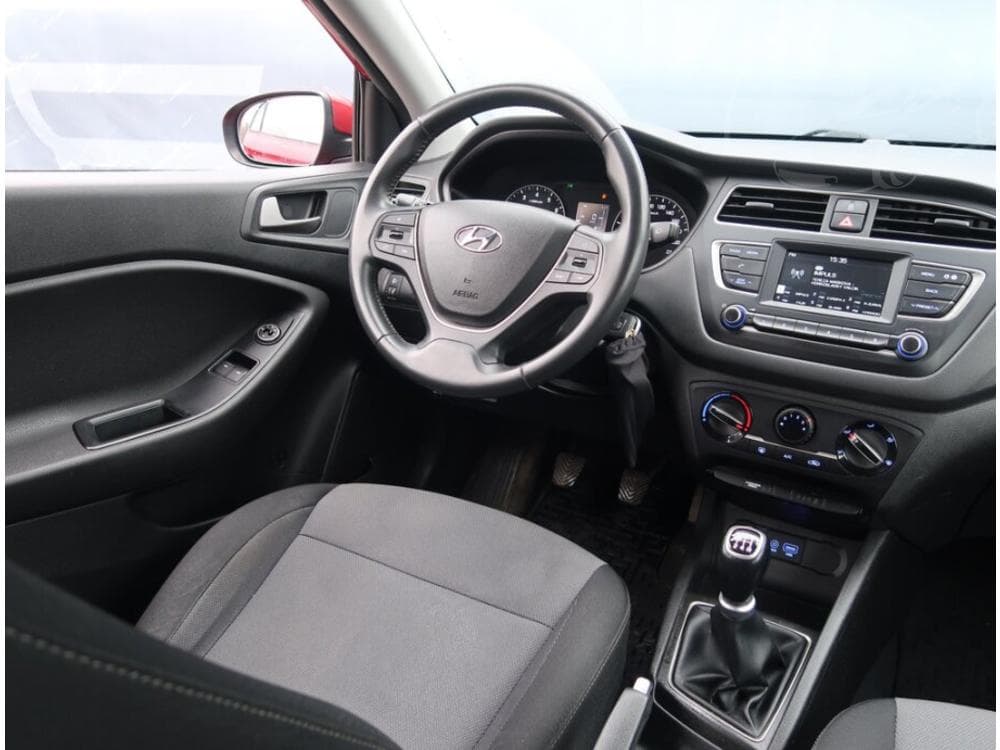 2019 Hyundai i20 - 7