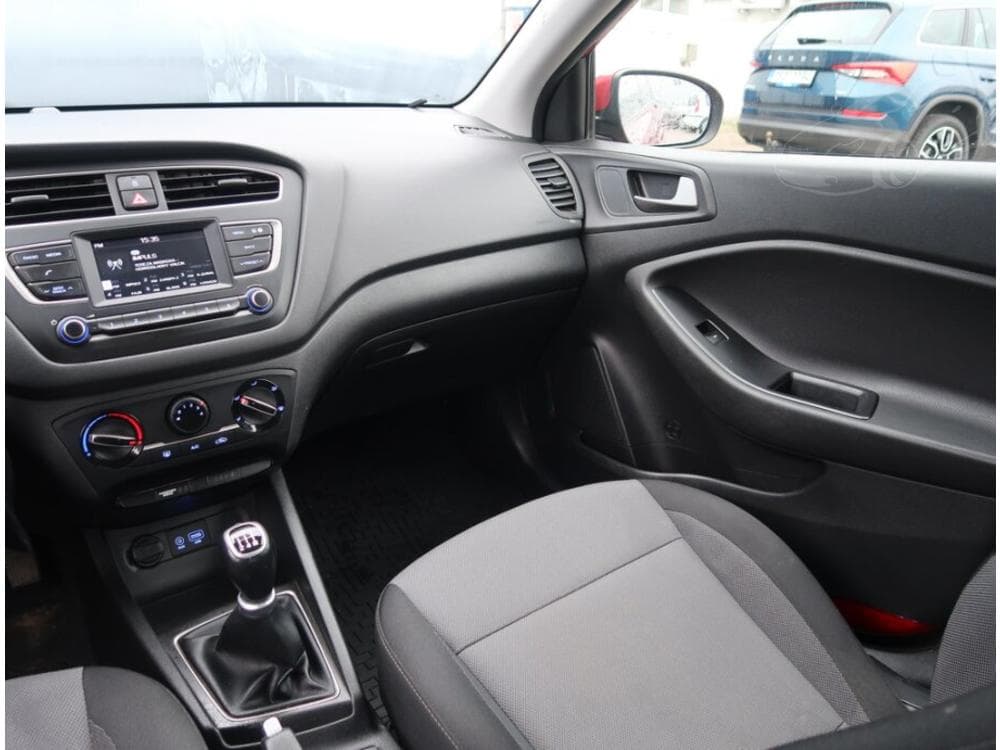 2019 Hyundai i20 - 8