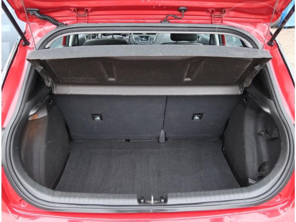 2019 Hyundai i20 - 13