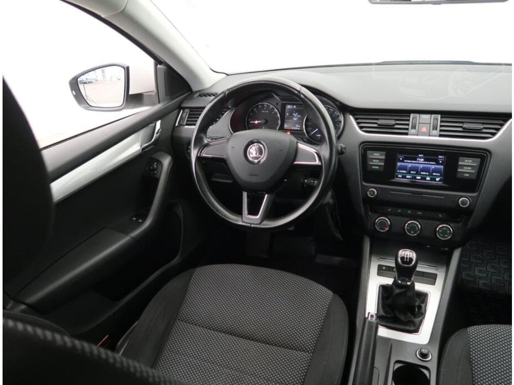 2015 Škoda OCTAVIA - 13