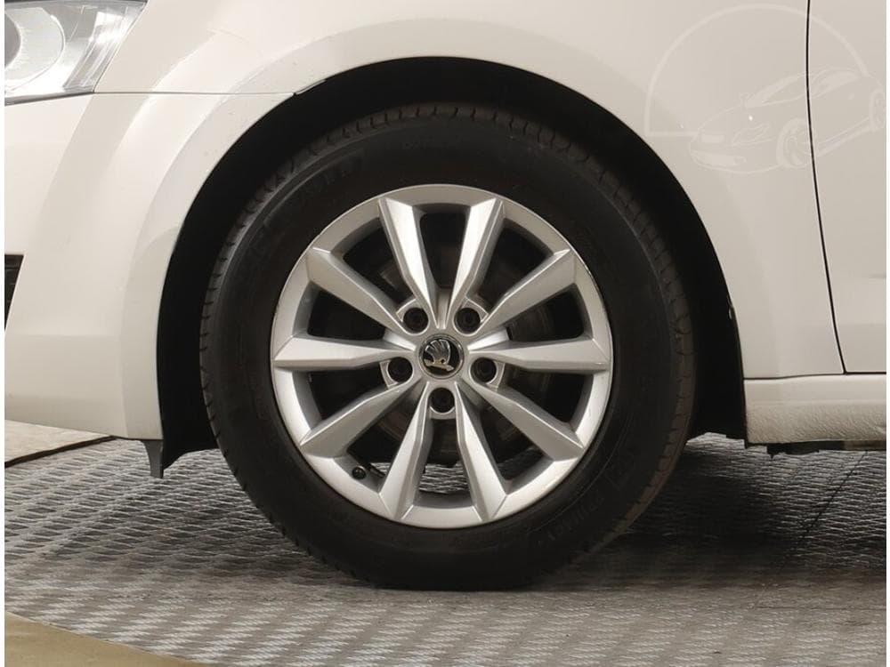 2015 Škoda OCTAVIA - 27