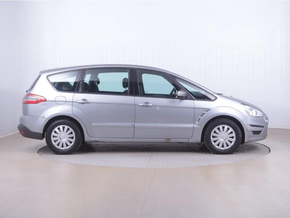 2010 Ford S-MAX - 6