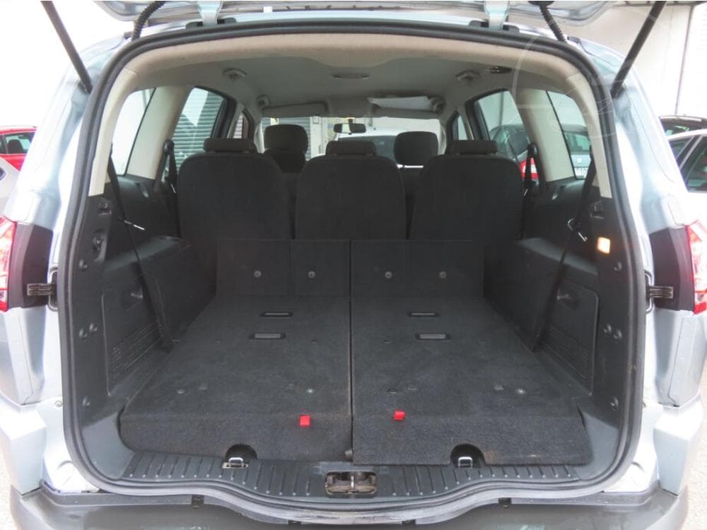 2010 Ford S-MAX - 13