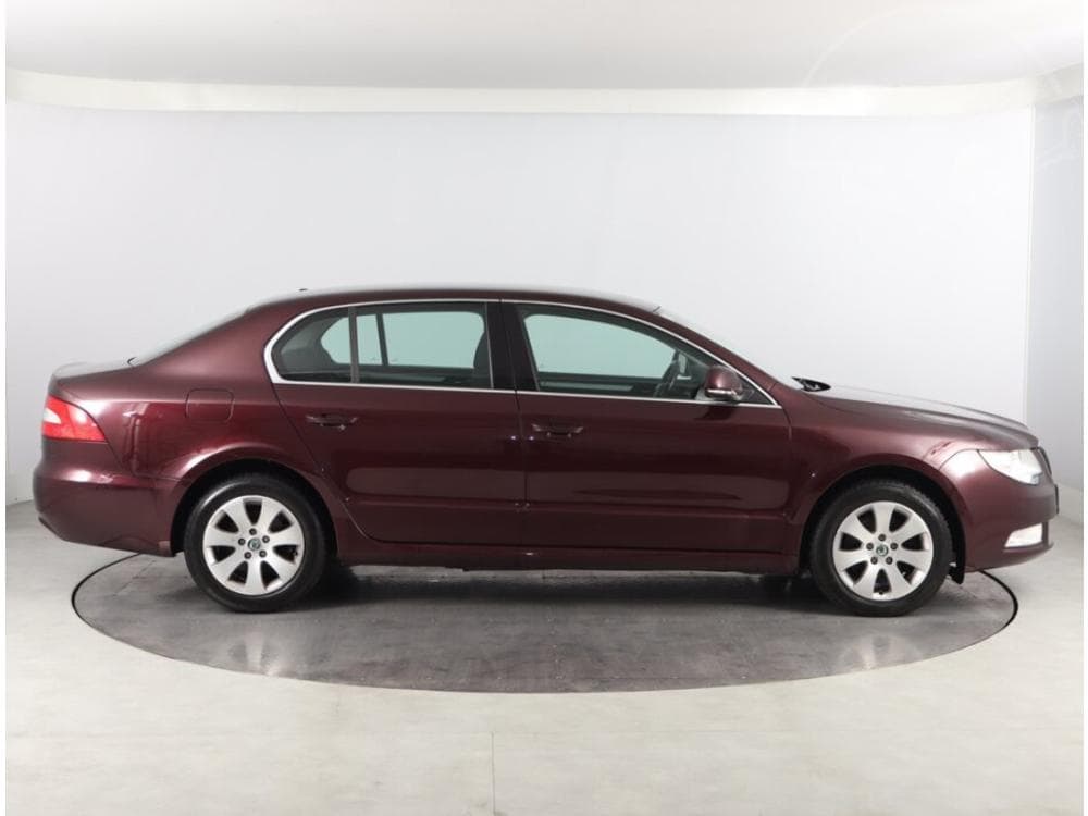 2010 Škoda SUPERB - 6