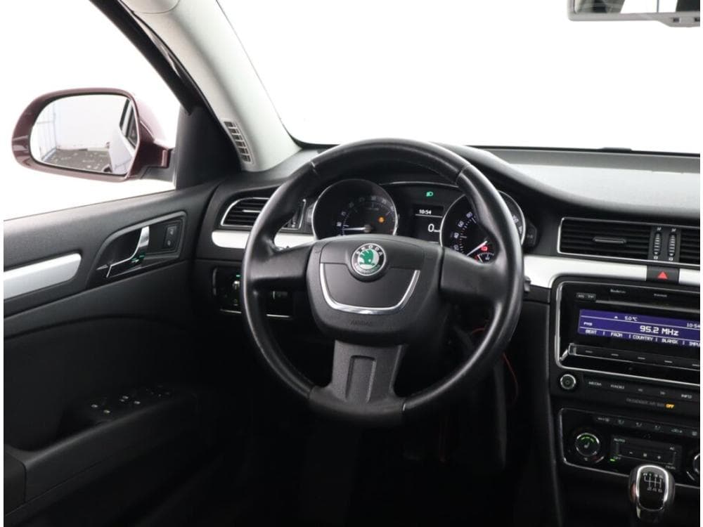 2010 Škoda SUPERB - 7