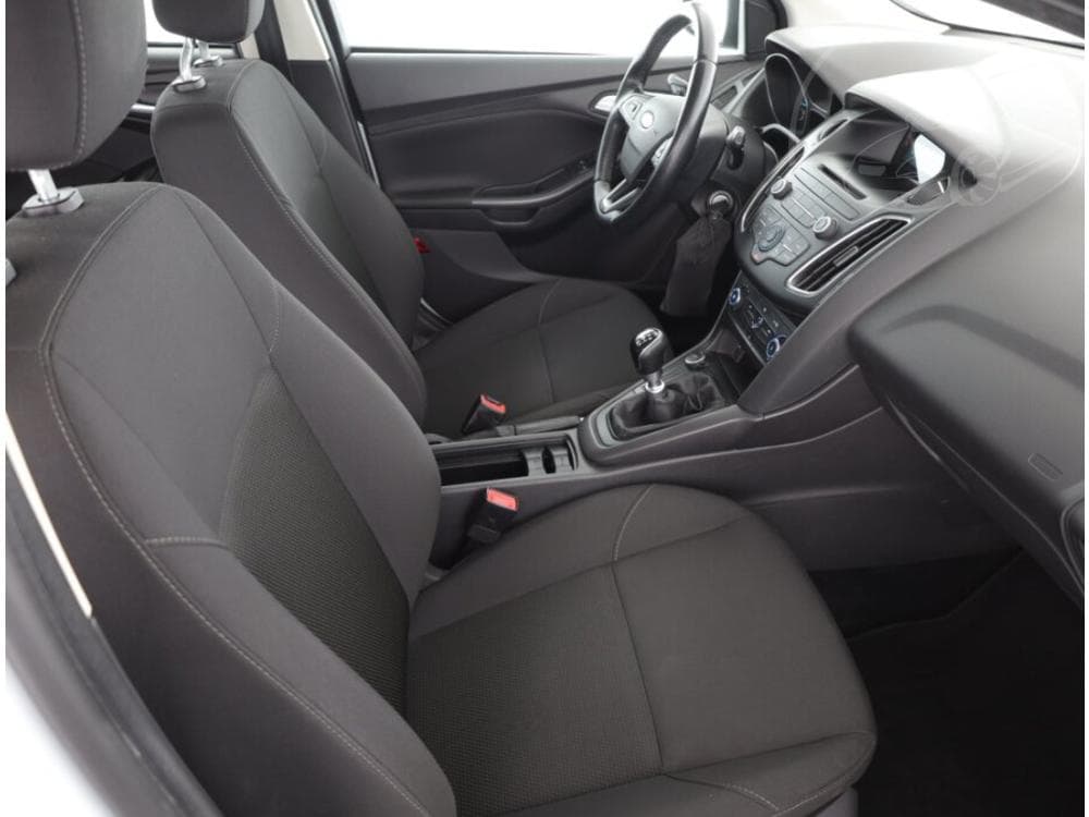 2016 Ford FOCUS - 7