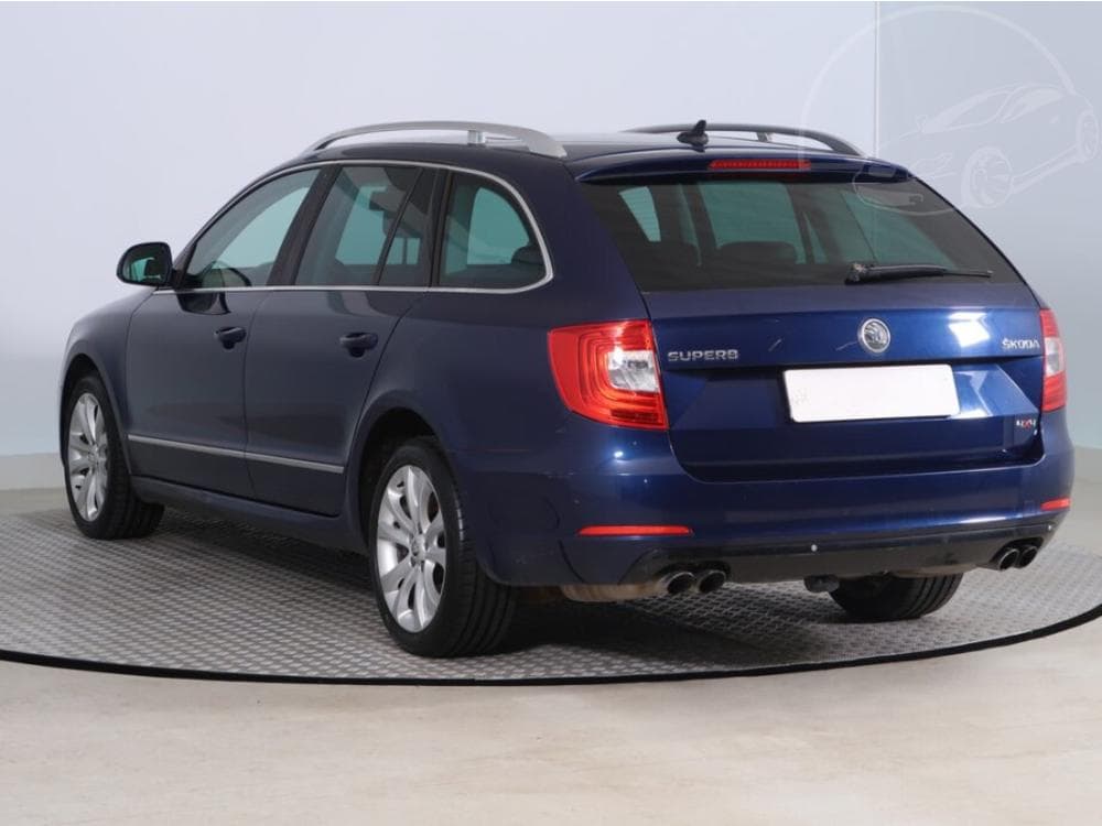 2013 Škoda SUPERB - 16