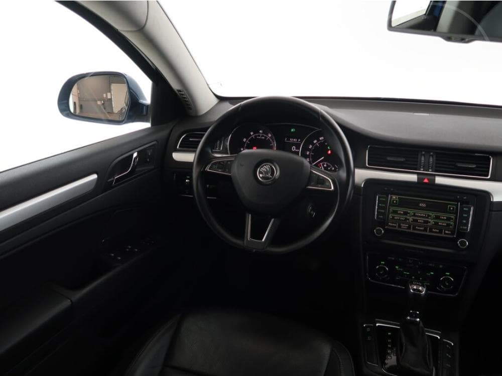 2013 Škoda SUPERB - 31