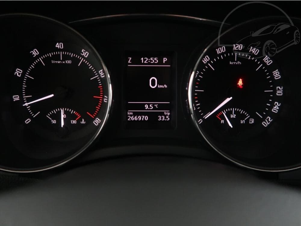 2013 Škoda SUPERB - 51