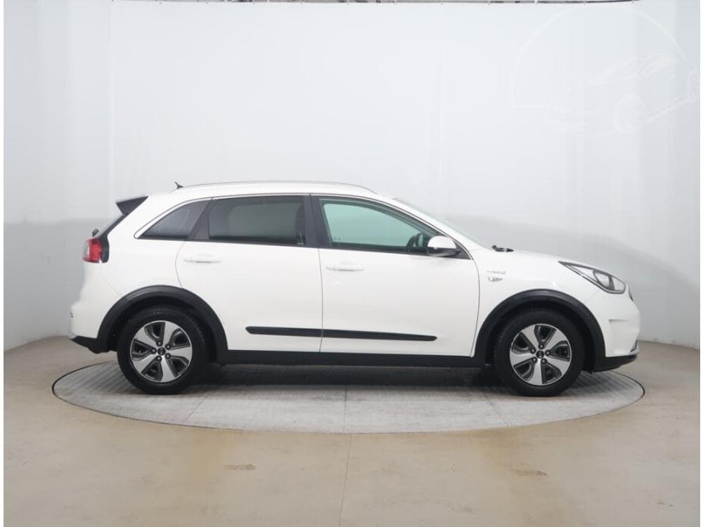 2017 Kia Niro - 6