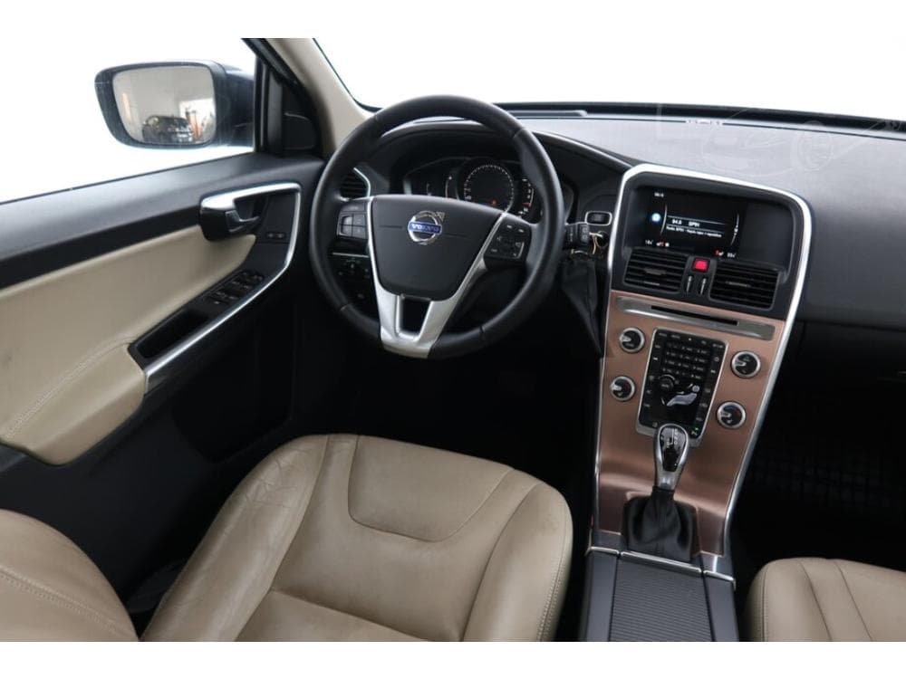 2016 Volvo XC60 - 19