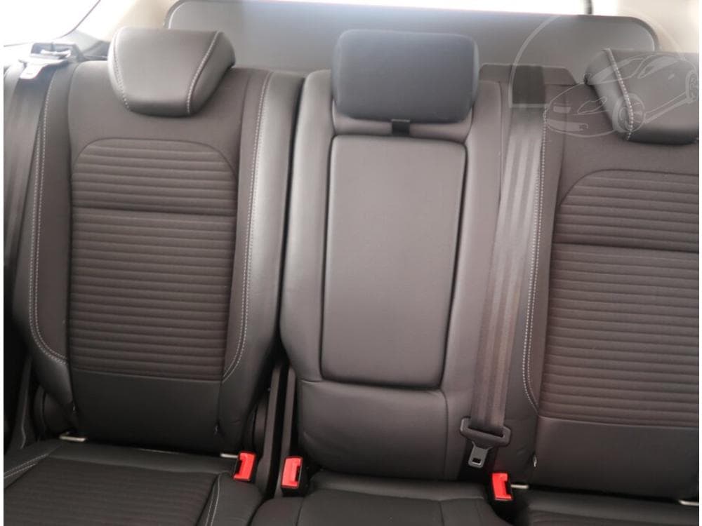 2019 Ford KUGA - 19