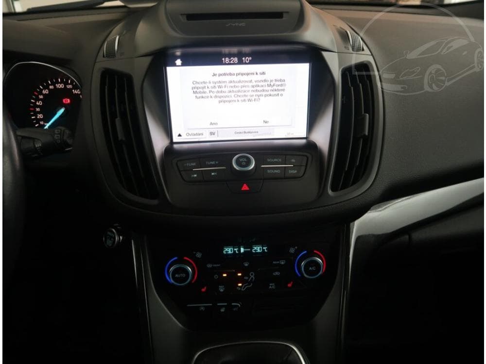 2019 Ford KUGA - 23