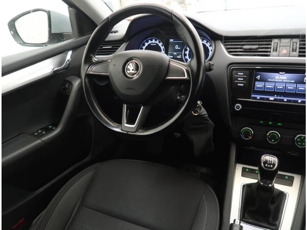 2018 Škoda OCTAVIA - 13